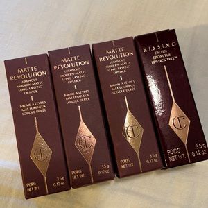 Four Charlotte Tilbury MATTE REVOLUTION & K.I.S.S.I.N.G Lipsticks